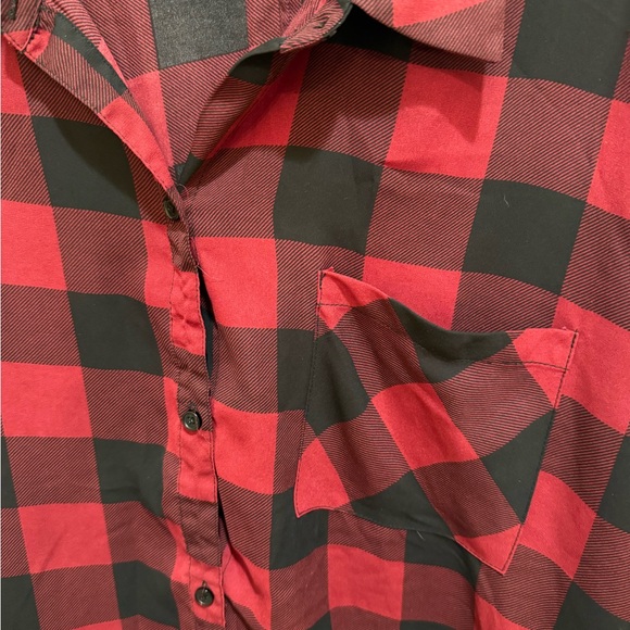 Ava & Viv Women's Red and Black Plaid Chiffon Shirt - 2x - EUC - Picture 3 of 4